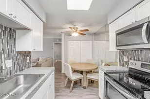 25 N Cottonwood St, Chandler, AZ 85225 - Photo 12