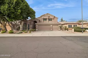 9750 E Gelding Dr, Scottsdale, AZ 85260 - Photo 40