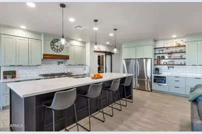 11224 W Tether Trail W, Peoria, AZ 85383 - Photo 4