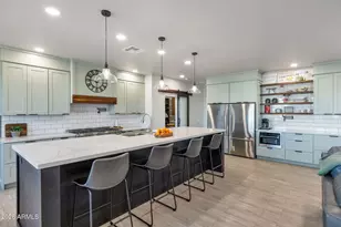 11224 W Tether Trail W, Peoria, AZ 85383 - Photo 4