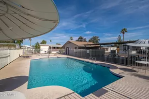 8601 N 71st Ave, Glendale, AZ 85301 - Photo 22