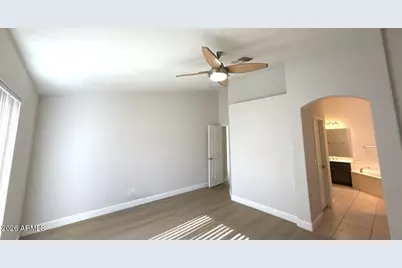 913 W Horseshoe Avenue, Gilbert, AZ 85233 - Photo 14