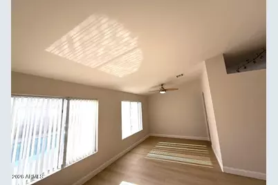 913 W Horseshoe Avenue, Gilbert, AZ 85233 - Photo 6