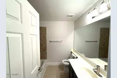 913 W Horseshoe Avenue, Gilbert, AZ 85233 - Photo 18