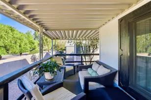 2233 E Behrend Dr, Phoenix, AZ 85024 - Photo 28