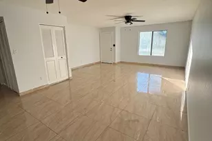 8110 N 31st Dr, Phoenix, AZ 85051 - Photo 2