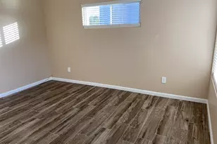 9205 N 59th Ave, Glendale, AZ 85302 - Photo 8