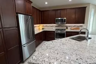 16930 W Almeria Rd, Goodyear, AZ 85395 - Photo 6