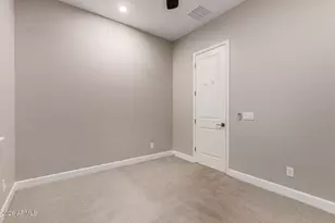 25916 N 19th Ln, Phoenix, AZ 85085 - Photo 36