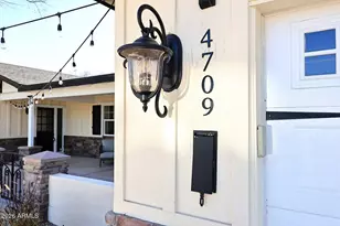 4709 E Mulberry Dr, Phoenix, AZ 85018 - Photo 6