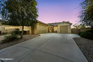 3544 N Emerald Creek Dr, Florence, AZ 85132 - Photo 2