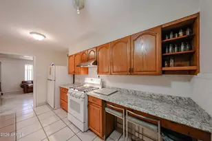 1818 N 21st Pl, Phoenix, AZ 85006 - Photo 16