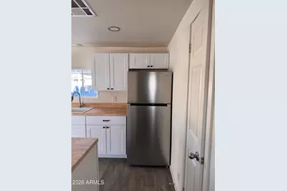 16609 N 1st Avenue, Phoenix, AZ 85023 - Photo 14