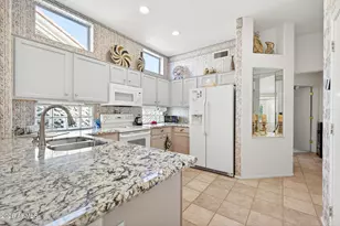 22506 N Mirage Ln, Sun City West, AZ 85375 - Photo 18