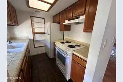 1449 E Highland Avenue #16, Phoenix, AZ 85014 - Photo 8