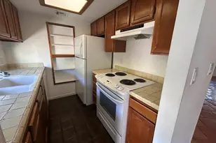 1449 E Highland Ave, Phoenix, AZ 85014 - Photo 8