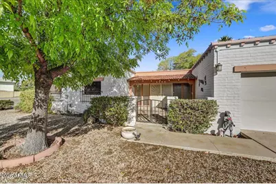 8402 E Stella Lane, Scottsdale, AZ 85250 - Photo 1