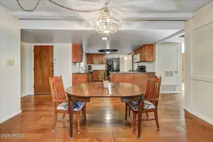 8402 E Stella Ln, Scottsdale, AZ 85250 - Photo 14