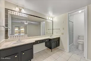 8402 E Stella Ln, Scottsdale, AZ 85250 - Photo 18