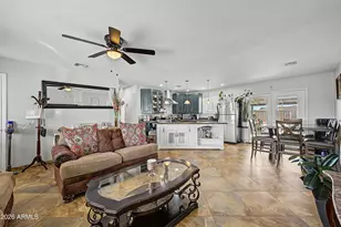 324 N 88th St, Mesa, AZ 85207 - Photo 2