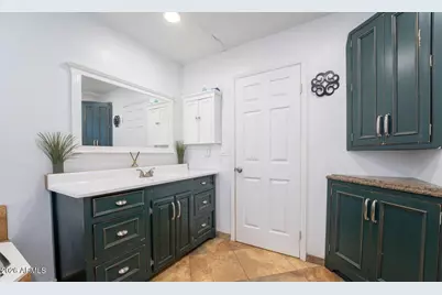 324 N 88th Street, Mesa, AZ 85207 - Photo 8