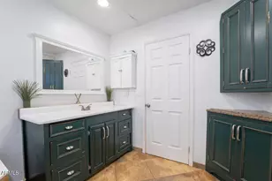 324 N 88th St, Mesa, AZ 85207 - Photo 8