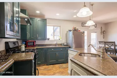 324 N 88th Street, Mesa, AZ 85207 - Photo 6