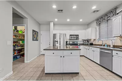 21420 E Roundup Way, Queen Creek, AZ 85142 - Photo 6