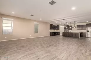 18334 W Marshall Ln, Surprise, AZ 85388 - Photo 10