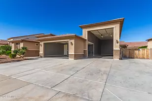 18334 W Marshall Ln, Surprise, AZ 85388 - Photo 4