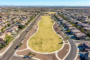 18334 W Marshall Ln, Surprise, AZ 85388 - Photo 60