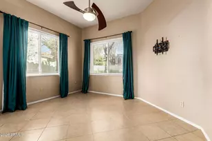 522 S Marina Dr, Gilbert, AZ 85233 - Photo 10