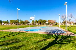 522 S Marina Dr, Gilbert, AZ 85233 - Photo 46