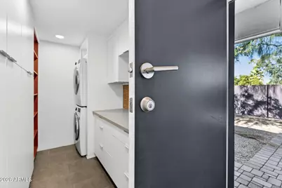 10010 N 35th Street, Phoenix, AZ 85028 - Photo 12