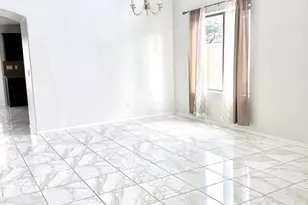 2326 W Gaby Rd, Phoenix, AZ 85041 - Photo 20