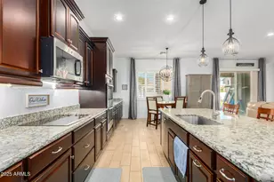 26065 N 74th Dr, Peoria, AZ 85383 - Photo 14