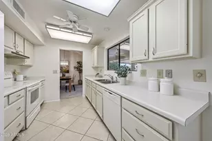 14809 W Buttonwood Dr, Sun City West, AZ 85375 - Photo 30