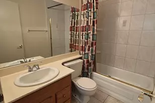 3228 W Muriel Dr, Phoenix, AZ 85053 - Photo 8