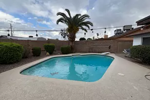 3228 W Muriel Dr, Phoenix, AZ 85053 - Photo 18