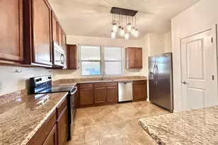 1418 S Jessica Ln, Tempe, AZ 85281 - Photo 6