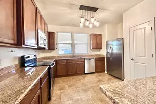 1418 S Jessica Ln, Tempe, AZ 85281 - Photo 6