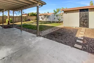 9206 W Mescal St, Peoria, AZ 85345 - Photo 16