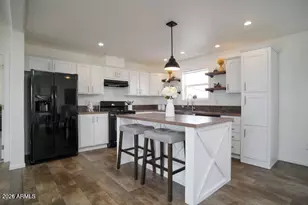 21638 W Montanoso Dr, Wittmann, AZ 85361 - Photo 4