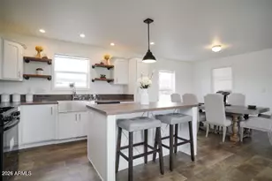 21638 W Montanoso Dr, Wittmann, AZ 85361 - Photo 2