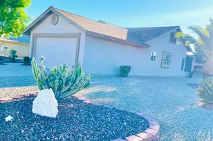 20054 N 98th Ave, Peoria, AZ 85382 - Photo 2