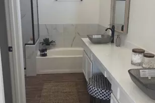 2829 E Glenhaven Dr, Phoenix, AZ 85048 - Photo 8