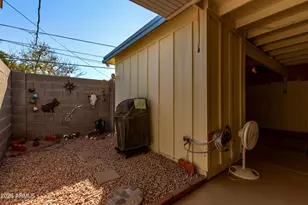 10409 W Peoria Ave, Sun City, AZ 85351 - Photo 10