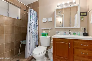 10409 W Peoria Ave, Sun City, AZ 85351 - Photo 6