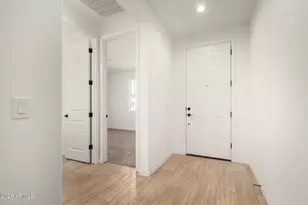 5423 W Manzanita Dr, Glendale, AZ 85302 - Photo 10