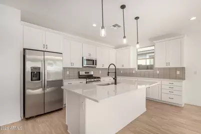 5423 W Manzanita Drive, Glendale, AZ 85302 - Photo 2